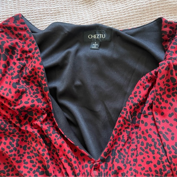 Red Printed Longsleeve Dress - Picture 7 of 7